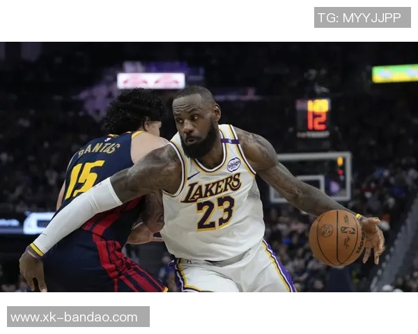 湖人训练营亮点频现替补阵容超越主力范德比尔特健康回归助力球队